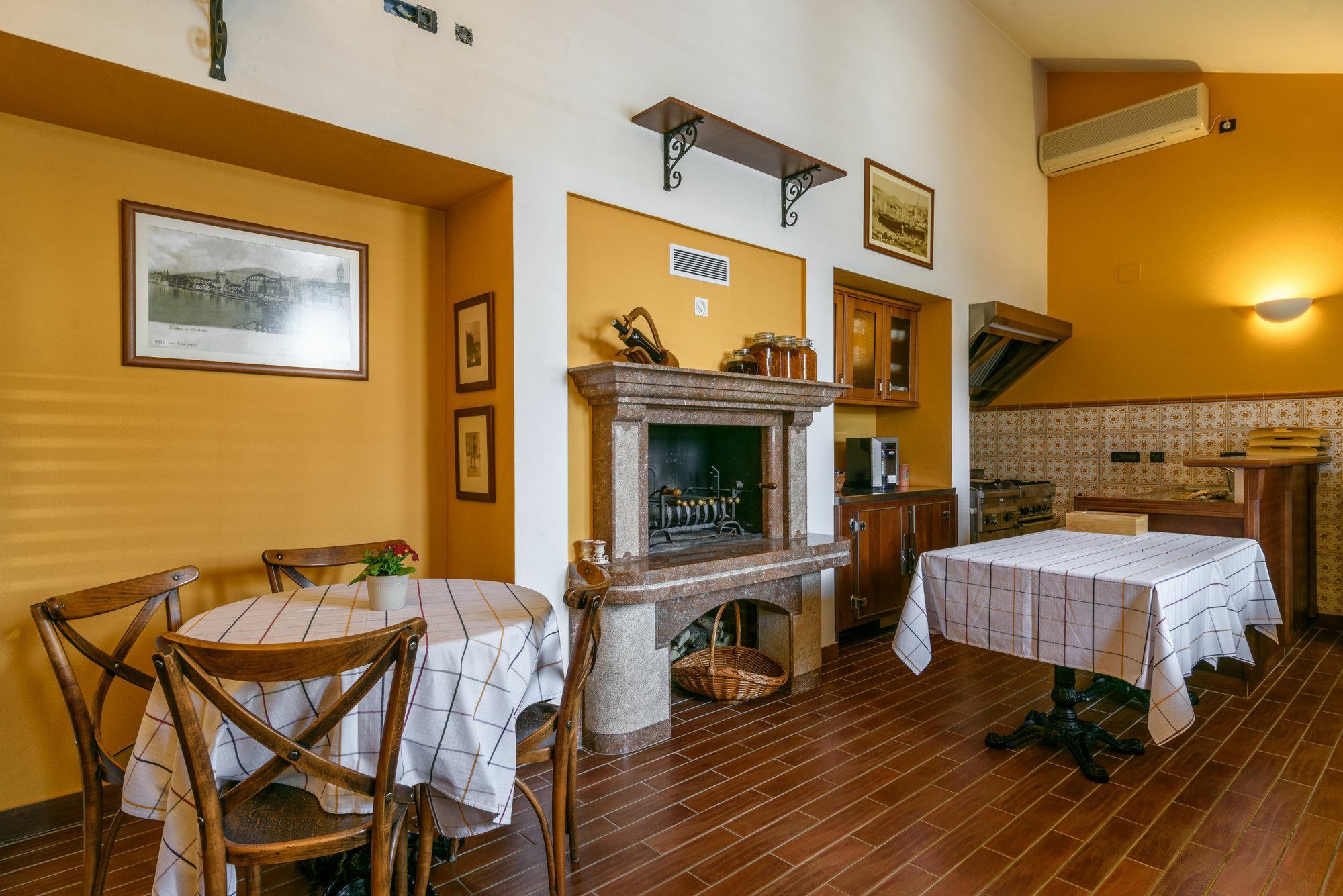 Villa Lavandula With Heated Swimming Pool Trogir Exterior foto